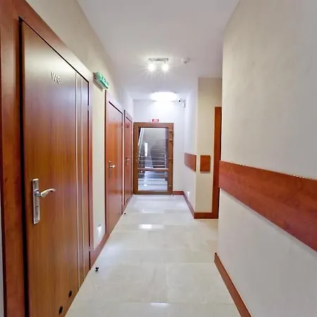 Apartamenty Pod Lwem Апартаменты