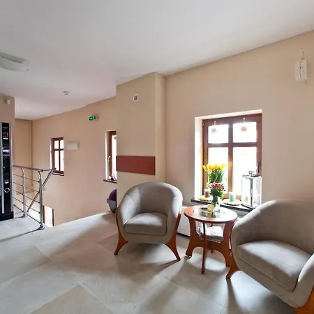 Apartamenty Pod Lwem Swidnica (Lower Silesia)